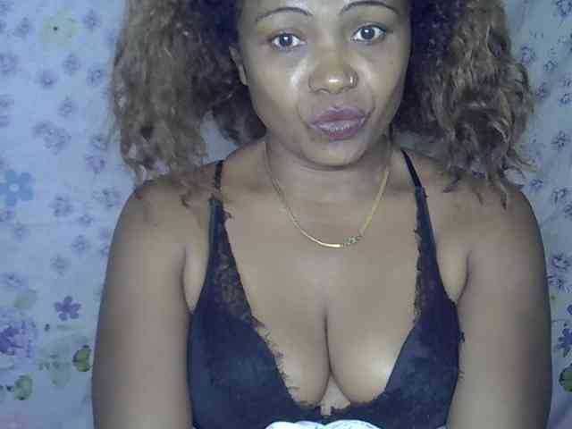 Sexywife1 webcam