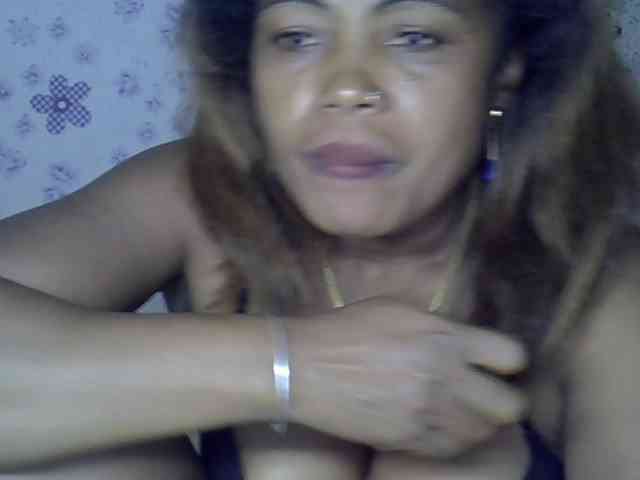 Sexywife1 webcam