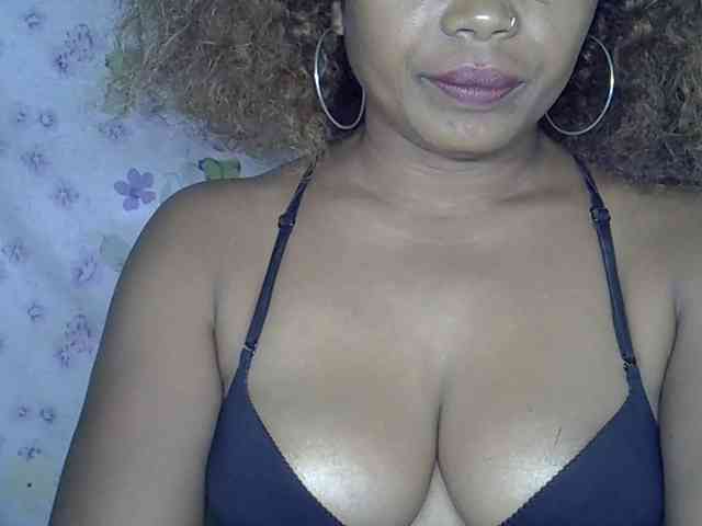 Modèle: Sexywife1