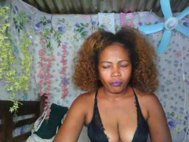 Sexywife1 webcam