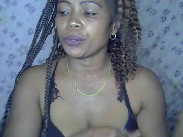 Sexywife1 webcam