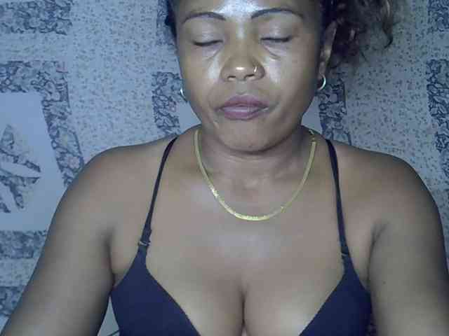 Sexywife1 webcam