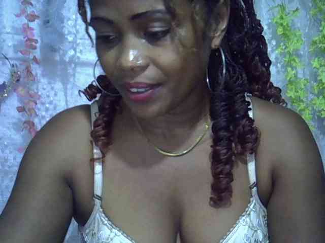 Modèle: Sexywife1