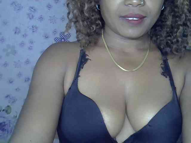 Sexywife1 webcam