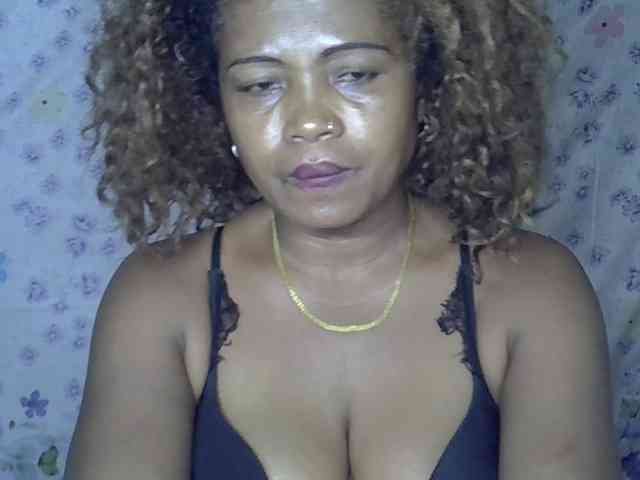 Sexywife1 webcam