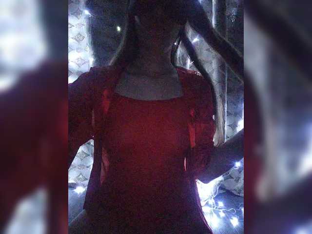 Queen75 live cam on BongaCams