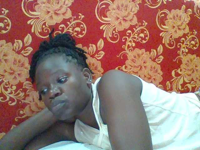 Prettychoco live cam on BongaCams
