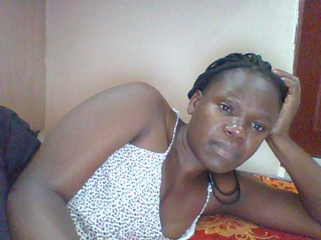 Prettychoco live cam on BongaCams