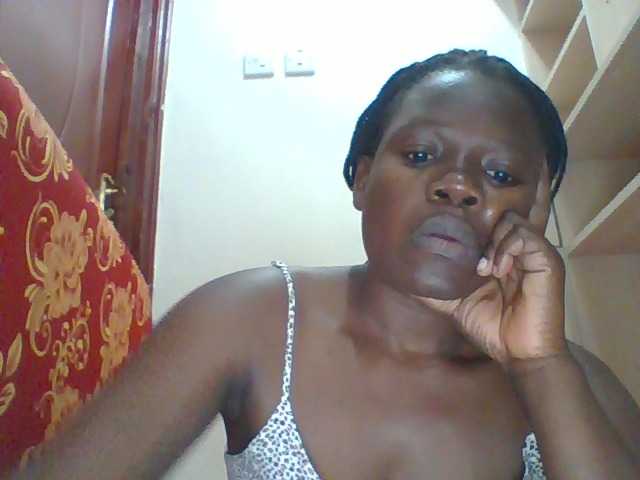 Prettychoco live cam on BongaCams