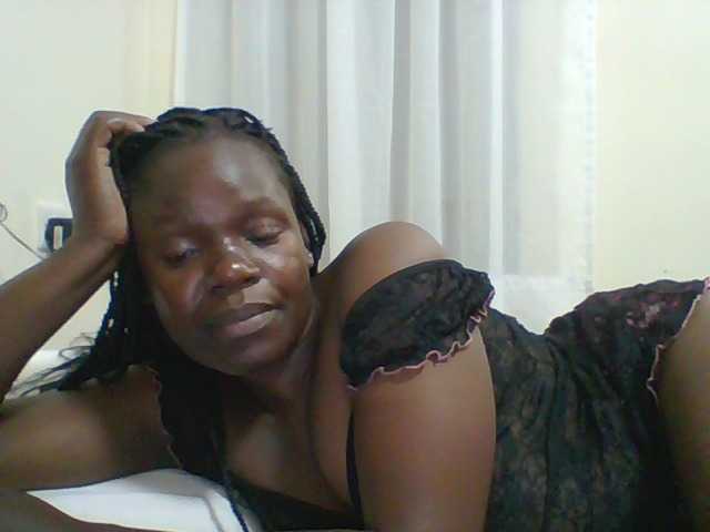 Prettychoco live cam on BongaCams