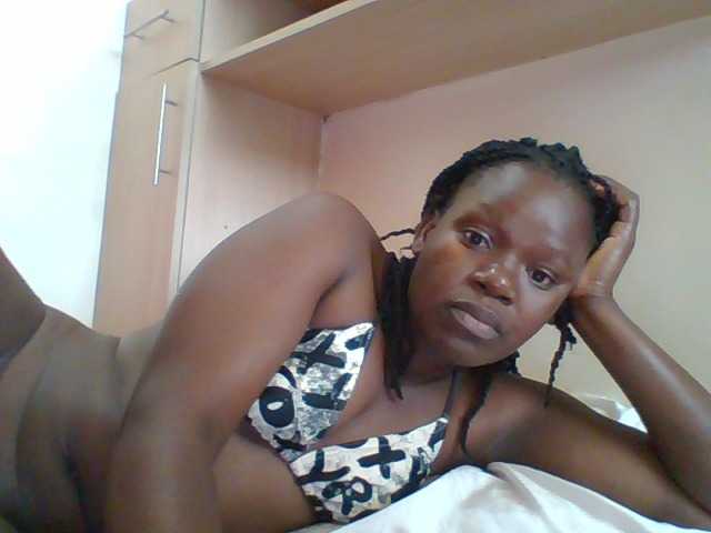 Prettychoco live cam on BongaCams