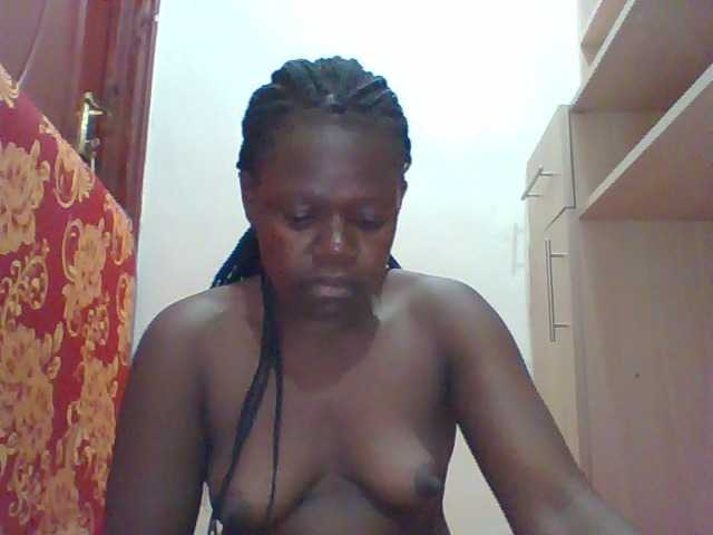 Prettychoco live cam on BongaCams