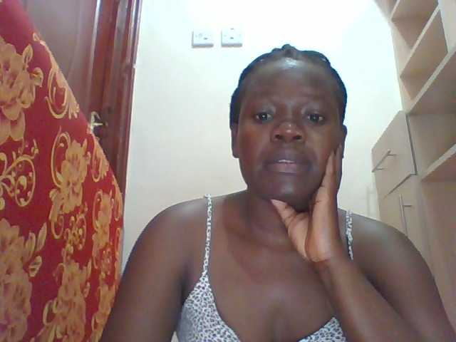 Prettychoco live cam on BongaCams