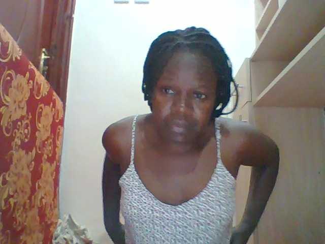 Prettychoco live cam on BongaCams