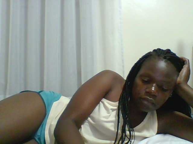 Prettychoco live cam on BongaCams