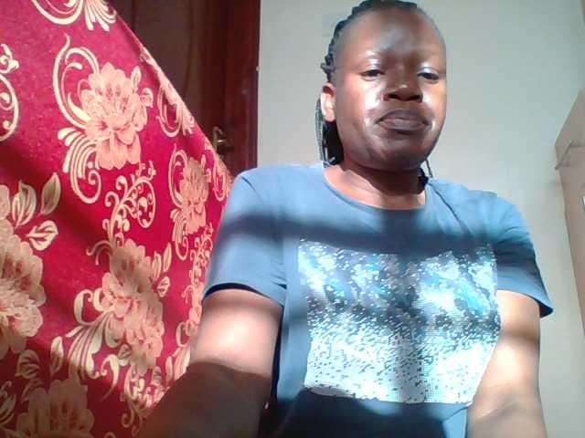 Prettychoco live cam on BongaCams