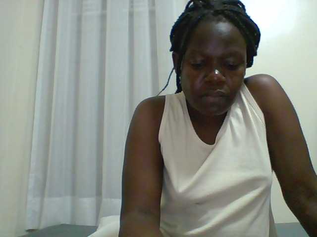Prettychoco live cam on BongaCams