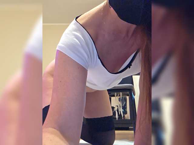 Fox-sexi live cam on BongaCams
