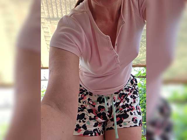 Fox-sexi live cam on BongaCams