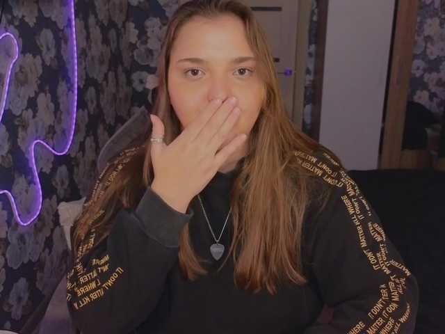 iam-momiji's BongaCams show and profile