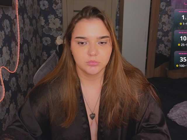 iam-momiji's BongaCams show and profile