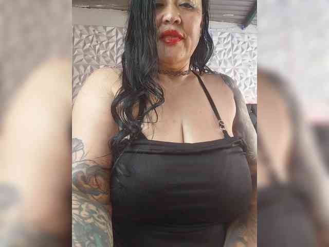 Kittyhotass1