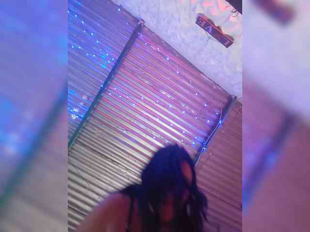 Modella: kittyhotass1