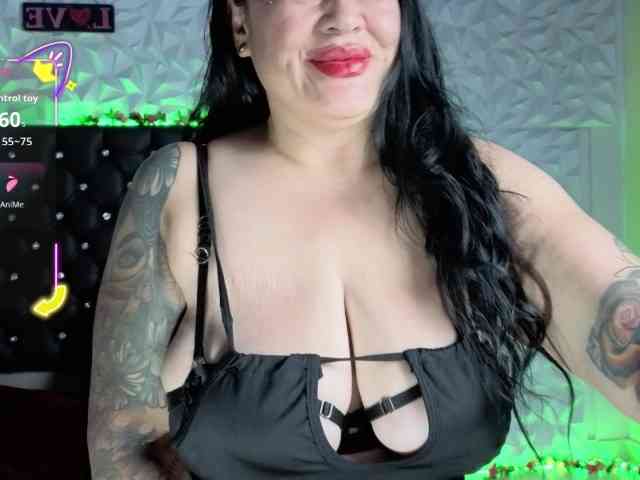 Kittyhotass1 webcam