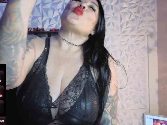 Kittyhotass1