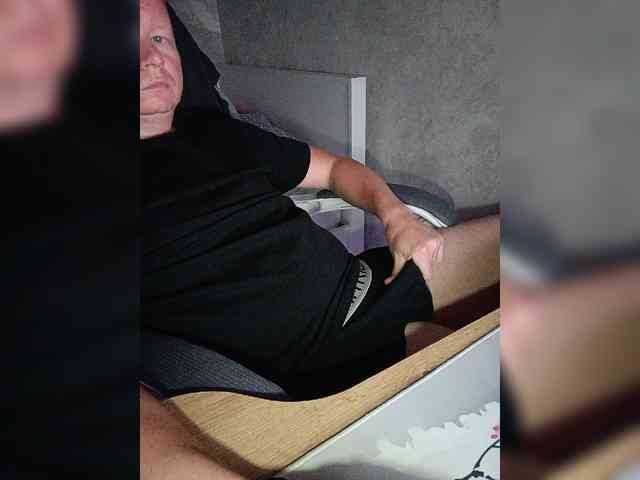 Bigdickk52 Live Webcam on BongaCams