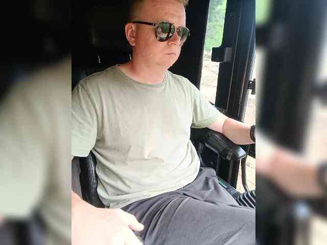Bigdickk52 Sex Cam Show