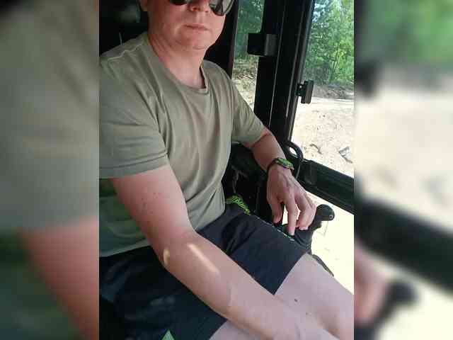 Bigdickk52 Sex Cam Show