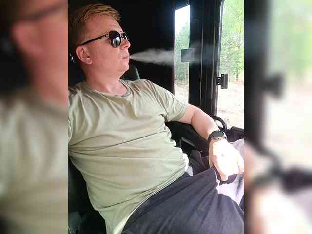 Bigdickk52