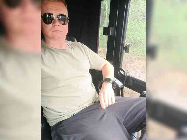 Bigdickk52 Sex Cam Show