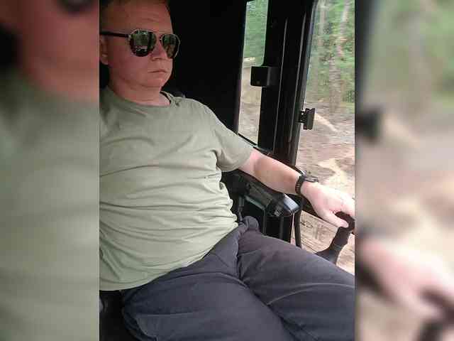 Bigdickk52 Sex Cam Show