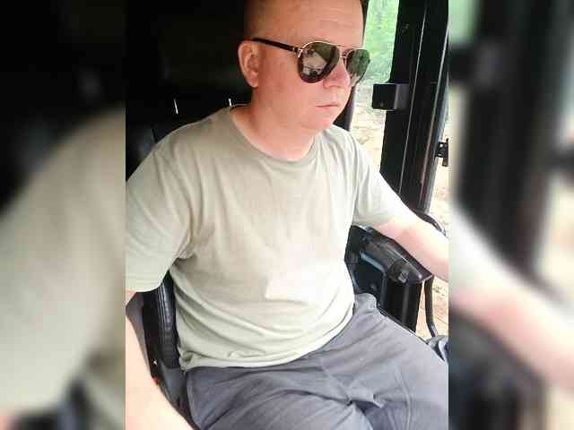 Bigdickk52 Sex Cam Show
