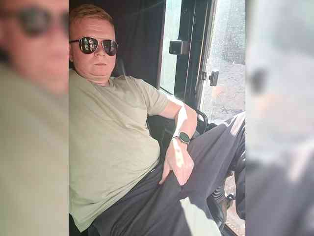 Bigdickk52 Sex Cam Show