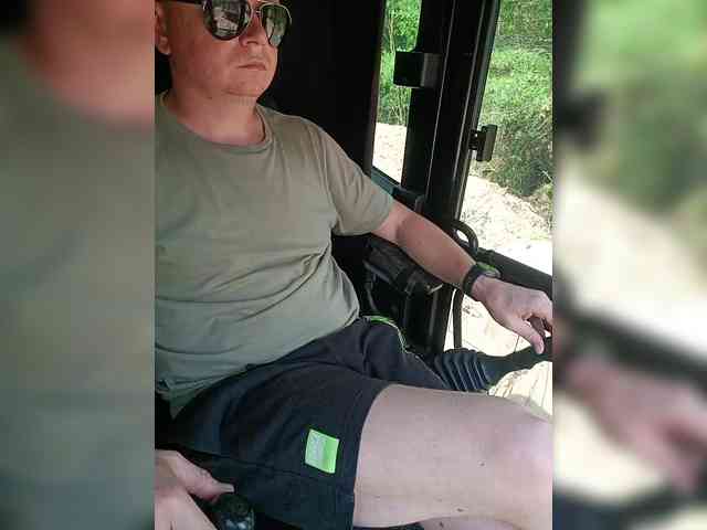 Bigdickk52 Sex Cam Show