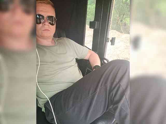 Bigdickk52 Sex Cam Show