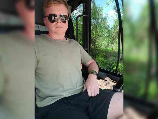 Bigdickk52