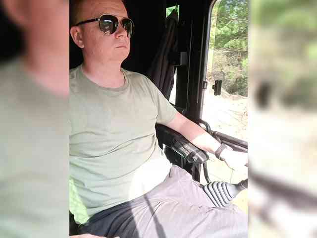 Bigdickk52 Sex Cam Show