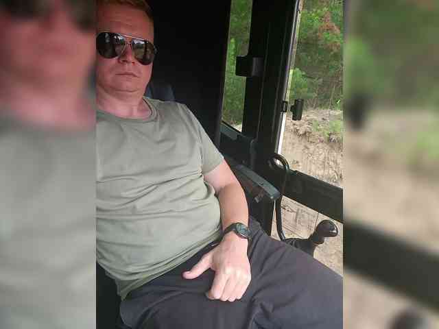 Bigdickk52 Sex Cam Show