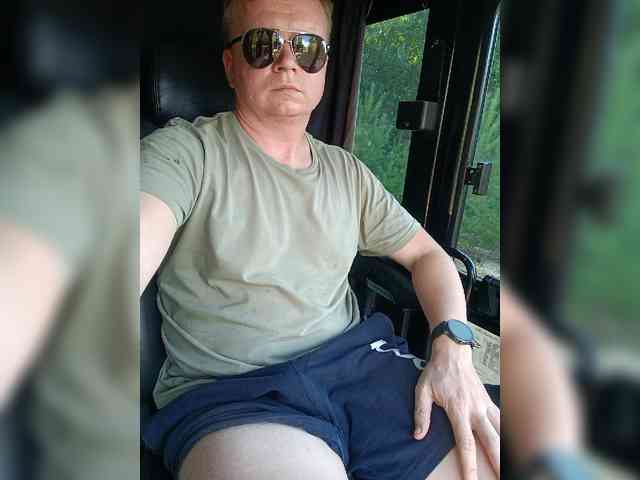 Bigdickk52