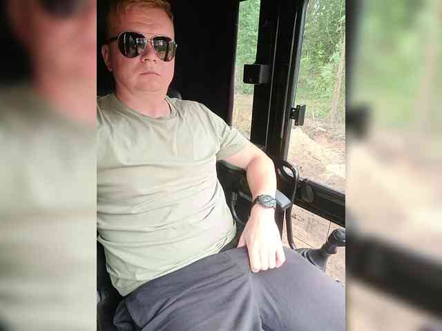 Bigdickk52 Sex Cam Show