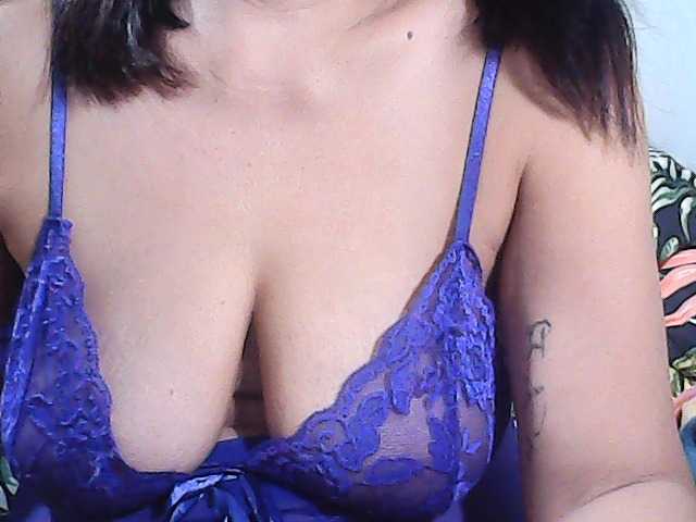 holygurly69 live webcam show