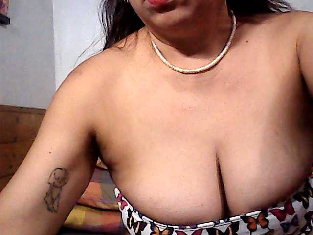 Holygurly webcam