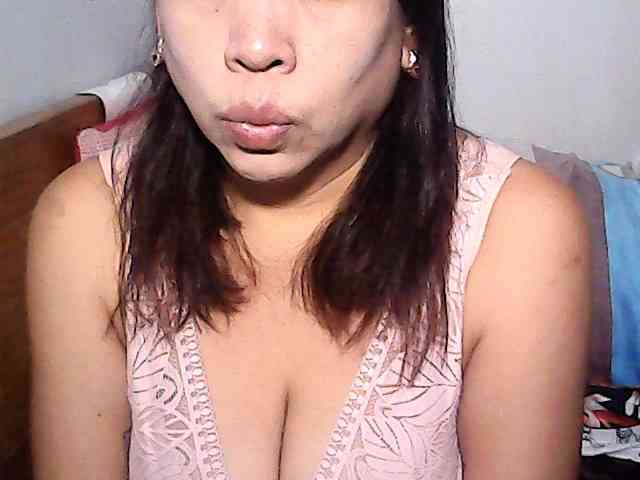 Holygurly webcam