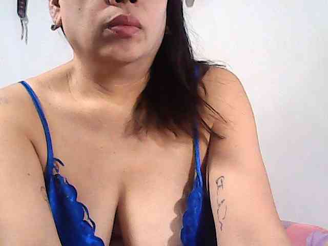 Holygurly webcam