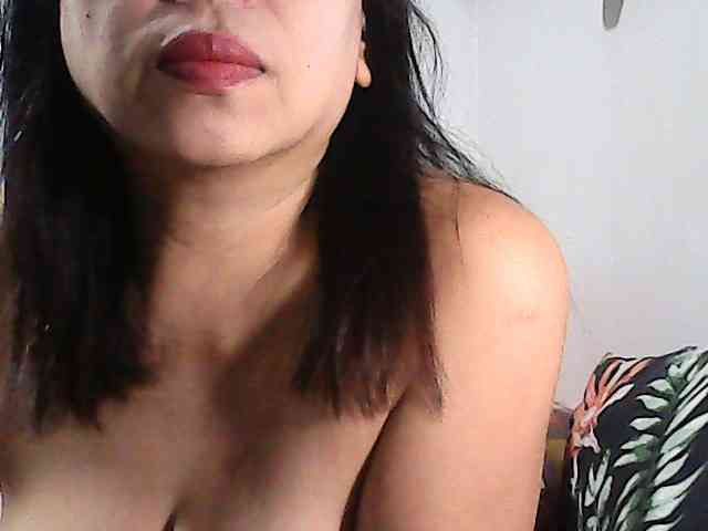 Holygurly webcam