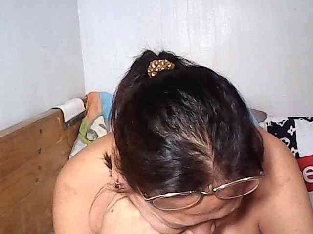 Holygurly webcam